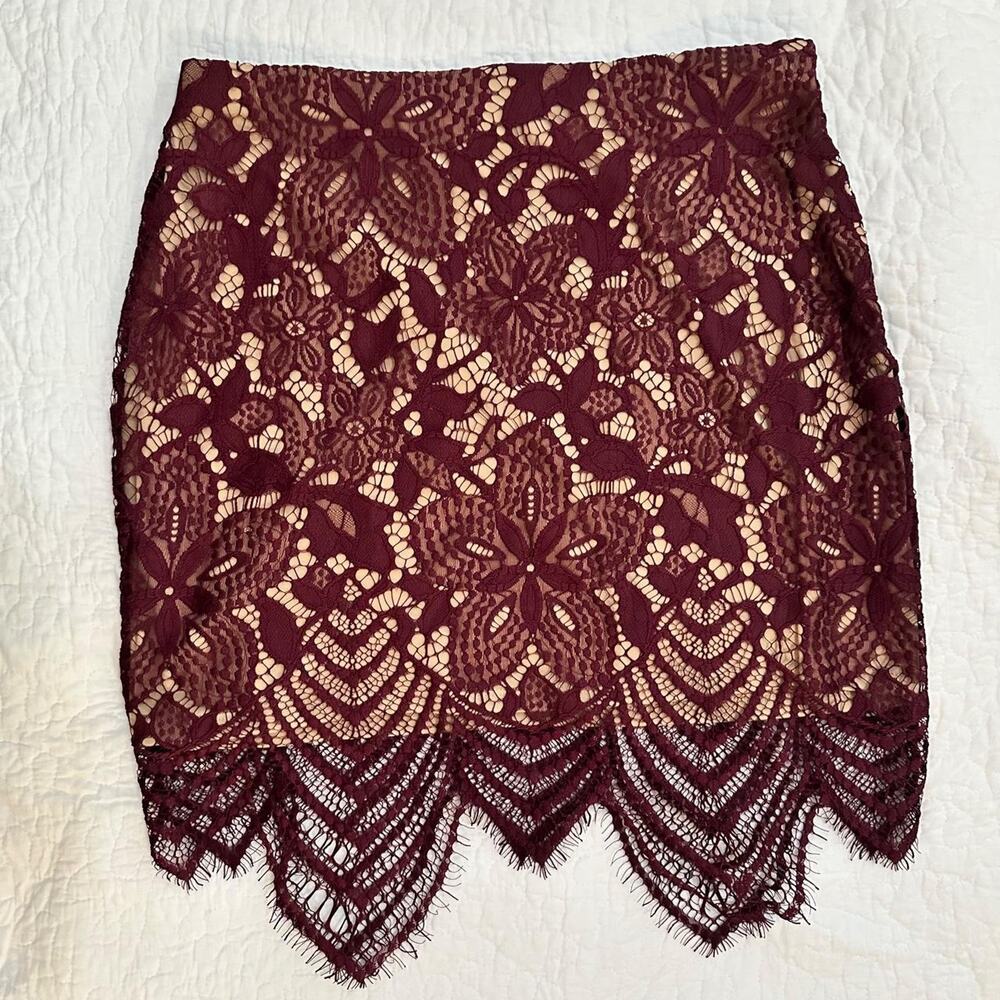 Express burgundy floral lace mini
